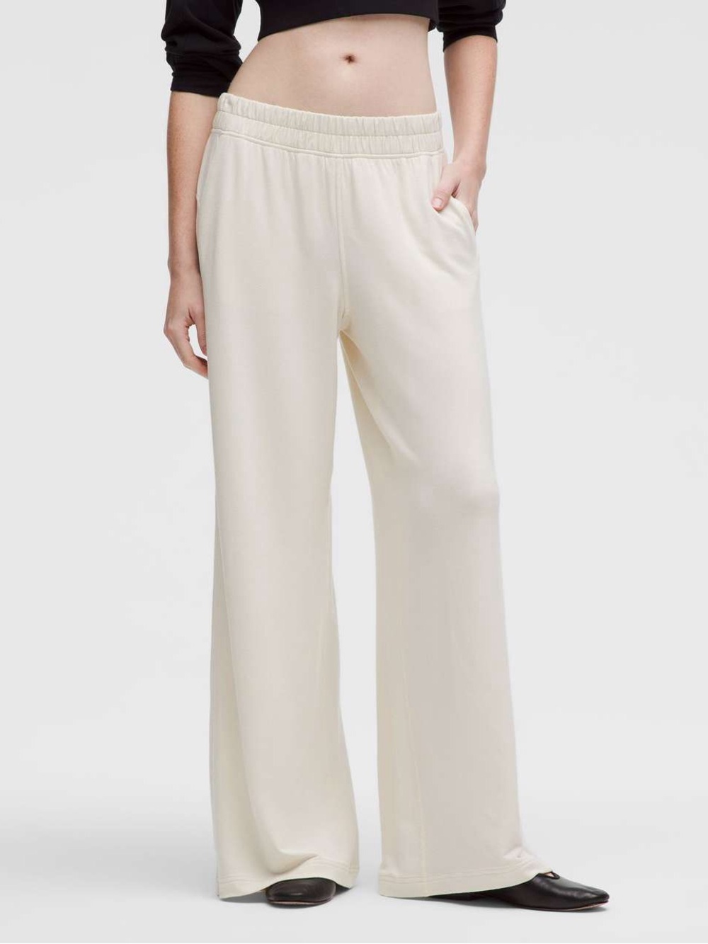 Lululemon BeCalm Mid-Rise Wide-Leg Pants
